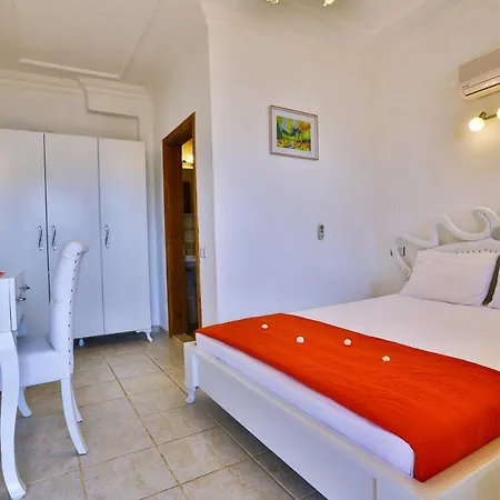 Kekova Theimussa Pensiune 3*