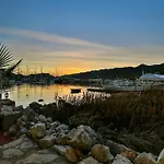 ゲストハウス Kekova Theimussa Kaleucagız